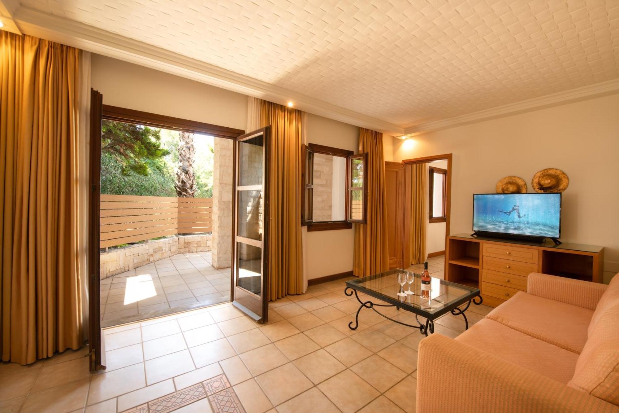 Mitsis Royal Mare Hotel แอร์ซอนิสซอส ภายนอก รูปภาพ